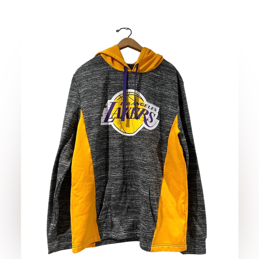 Men's Los Angeles Lakers Fanatics Branded Heathered Charcoal/Gold hoodie